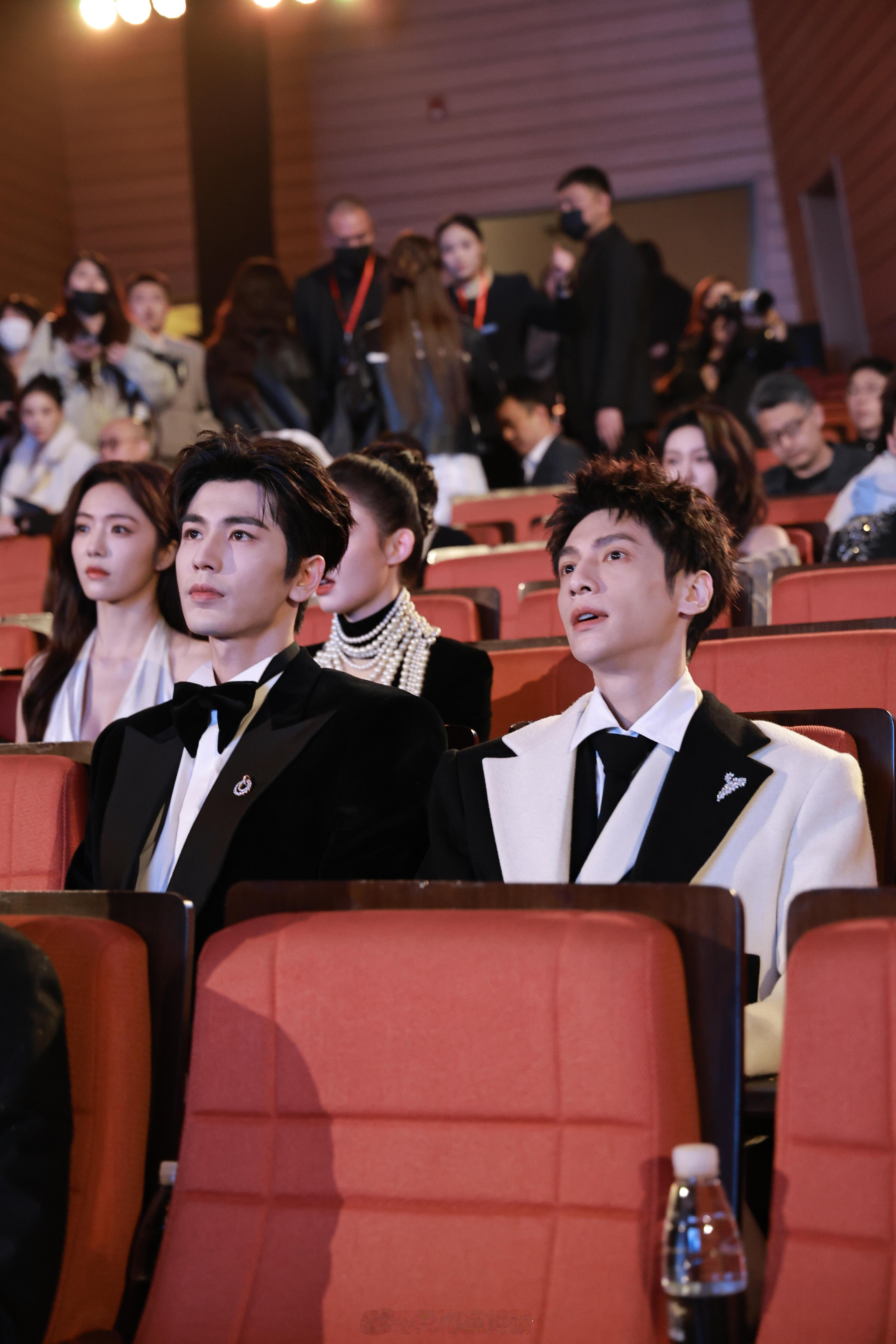 微博视界大会鬼怪2.0穿越时空的轮回，经典在此刻重现。微博视界大会内场，我们仿佛