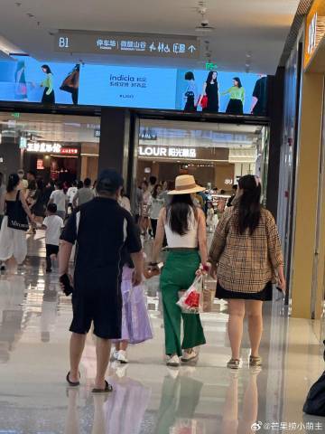 吴倩女儿长这么大了 时间过得真的好快，吴倩女儿都这么高了