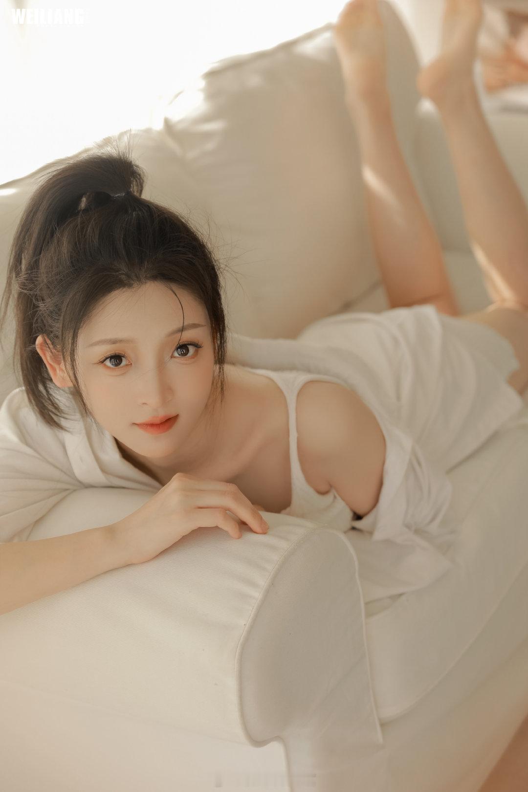 #微凉时光馆客片集# #西安约拍[超话]# #少女写真# 该怎么形容夏天 ​​​