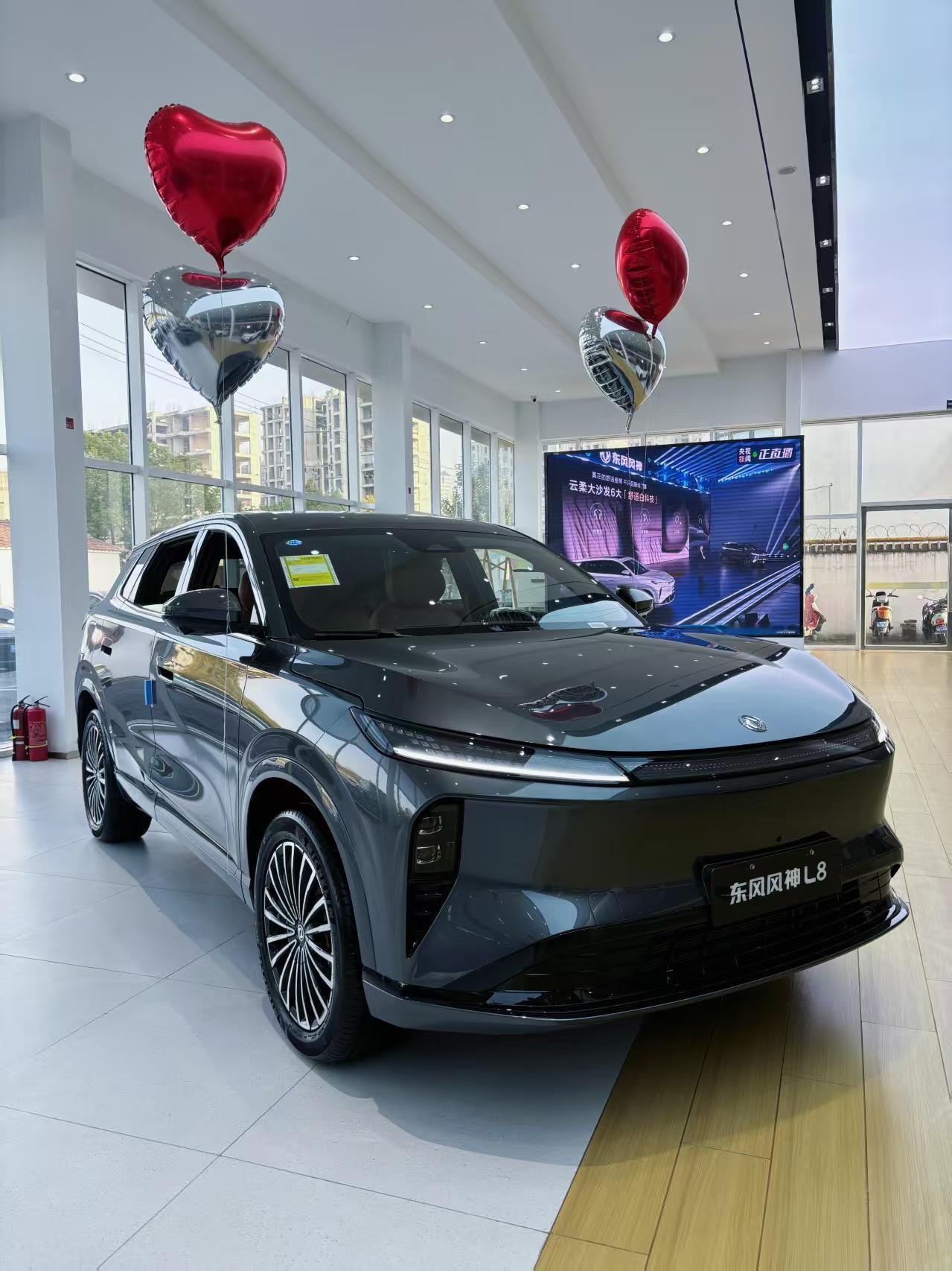 纯电跑六百多公里真的很实用了，周边城市跑个来回绰绰有余，快充半小时就能补一大半电