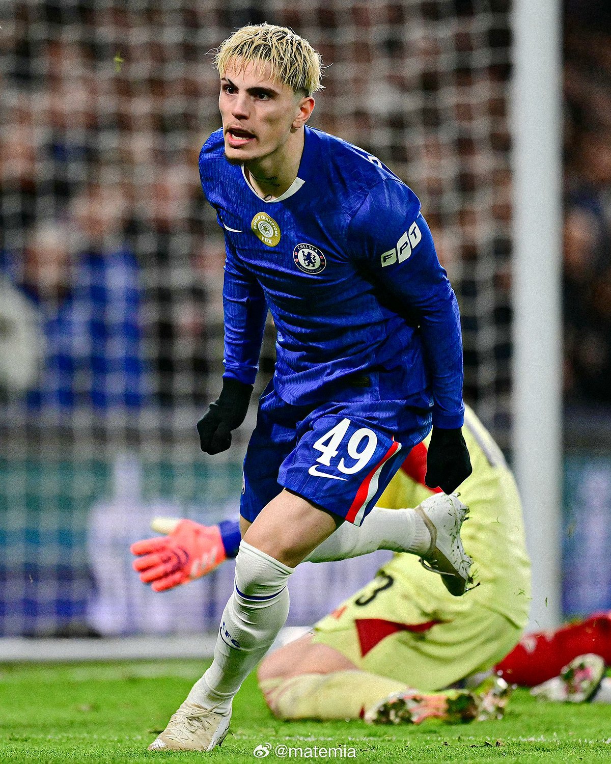 加纳乔梅开二度 英联杯半决赛，切尔西亚历杭德罗·加纳乔替补登场仅四分钟便攻破阿森