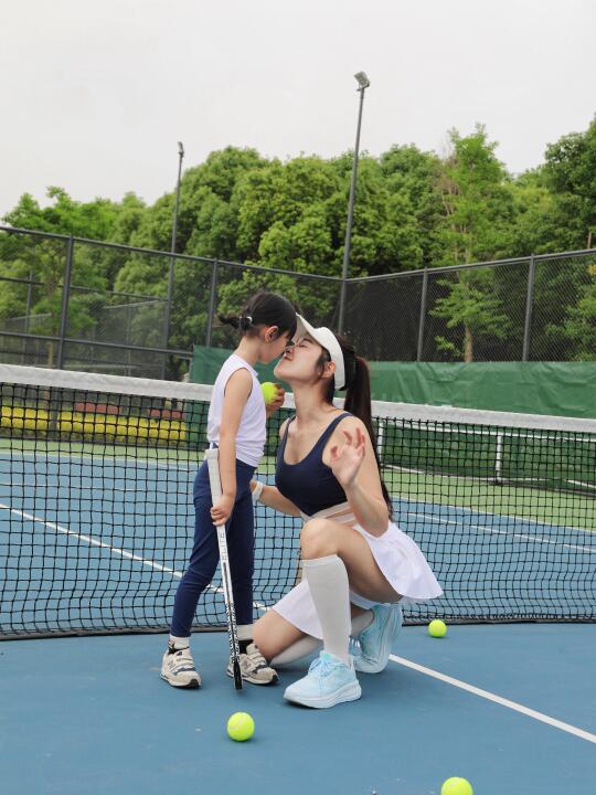 在网球场上拍的最舒服的照片🎾