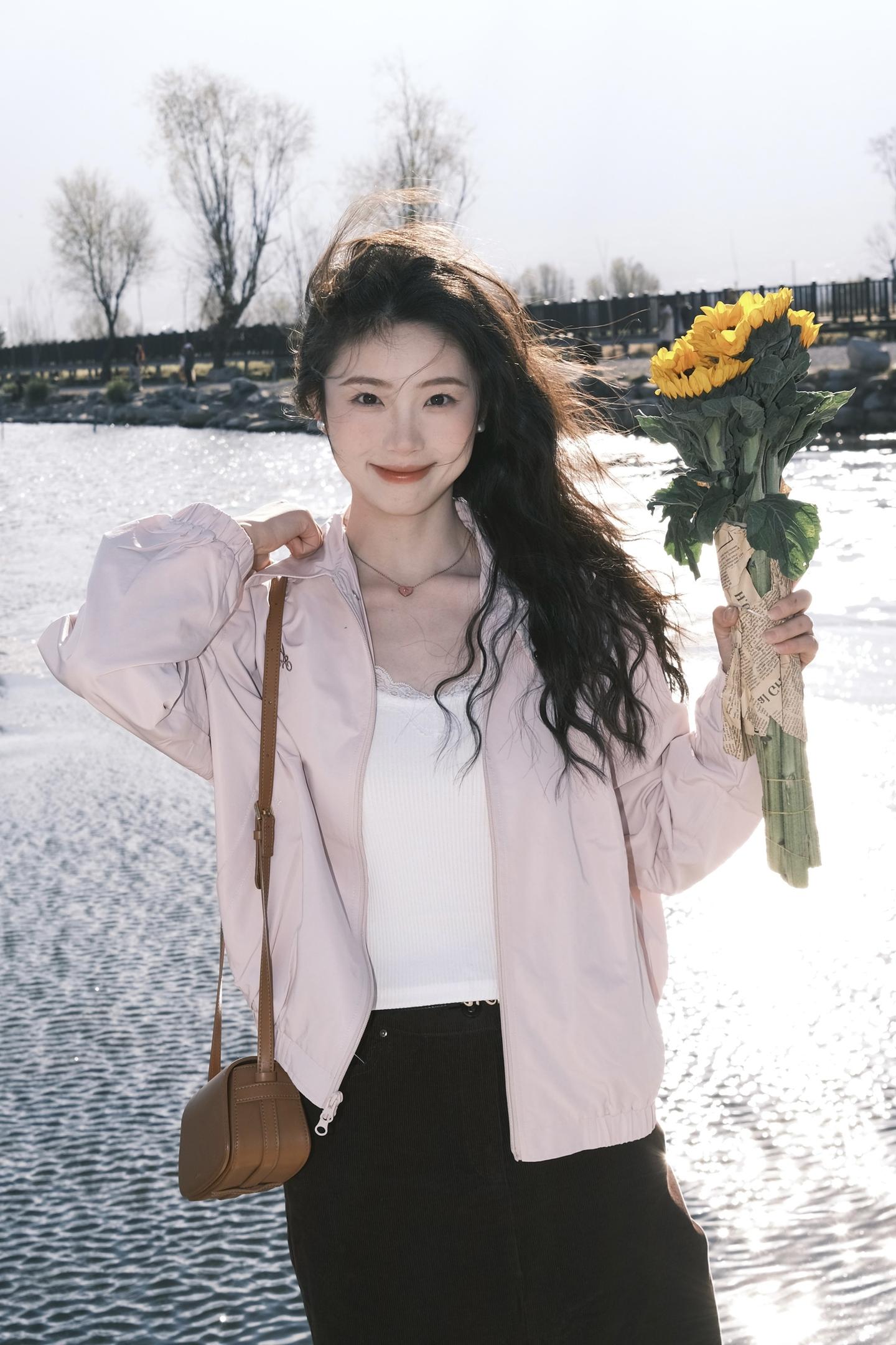 我们在世上 是为了感受阳光