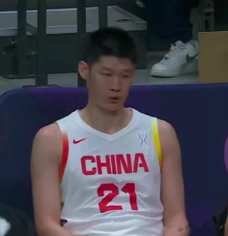 4场亚洲杯打完！！！
胡金秋目前总共得到67分。
王俊杰目前总共得到55分。
程