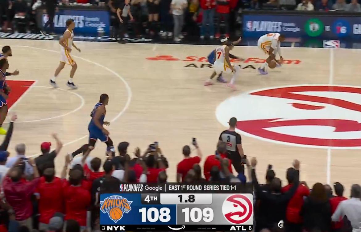 老鹰2比1尼克斯麦科勒姆绝杀尼克斯 2-1！老鹰再赢一场！CJ中距离准绝杀，布伦