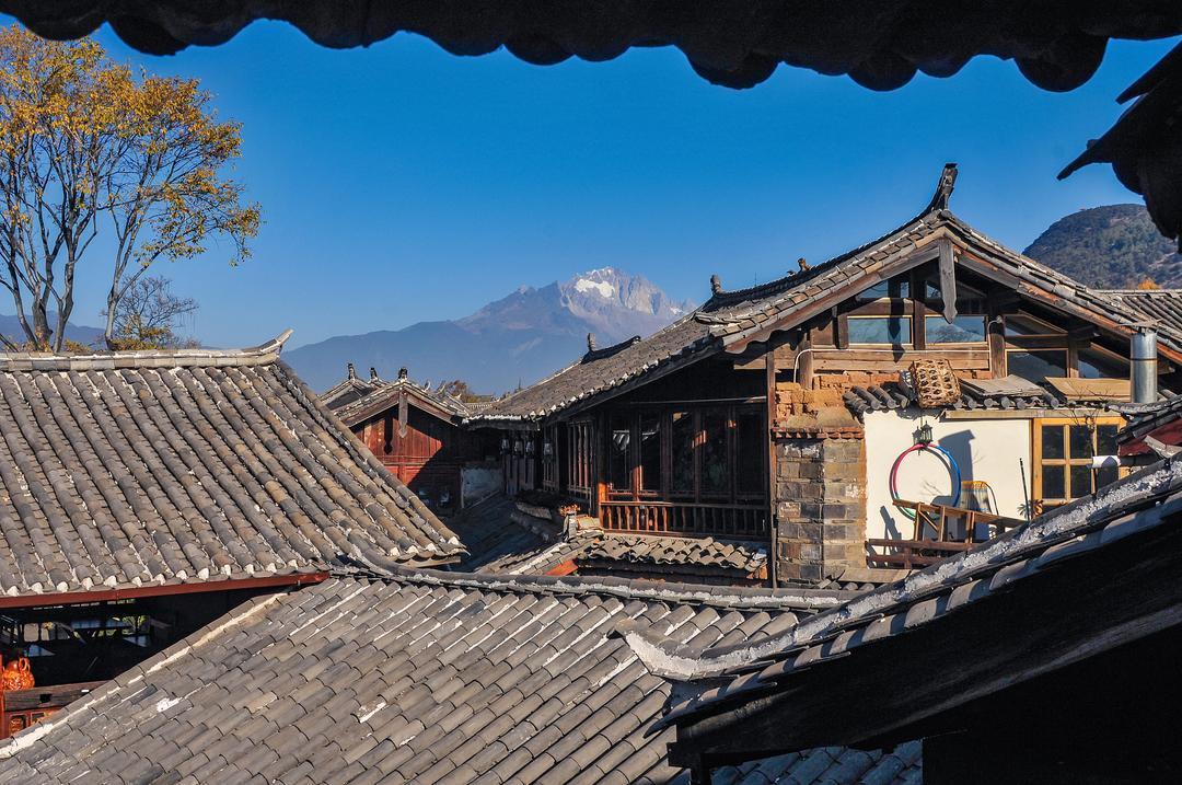 云南人其实把大理给了游客，却把最舒服、
最地道的日子，留给了建水春日动吃搭子
好