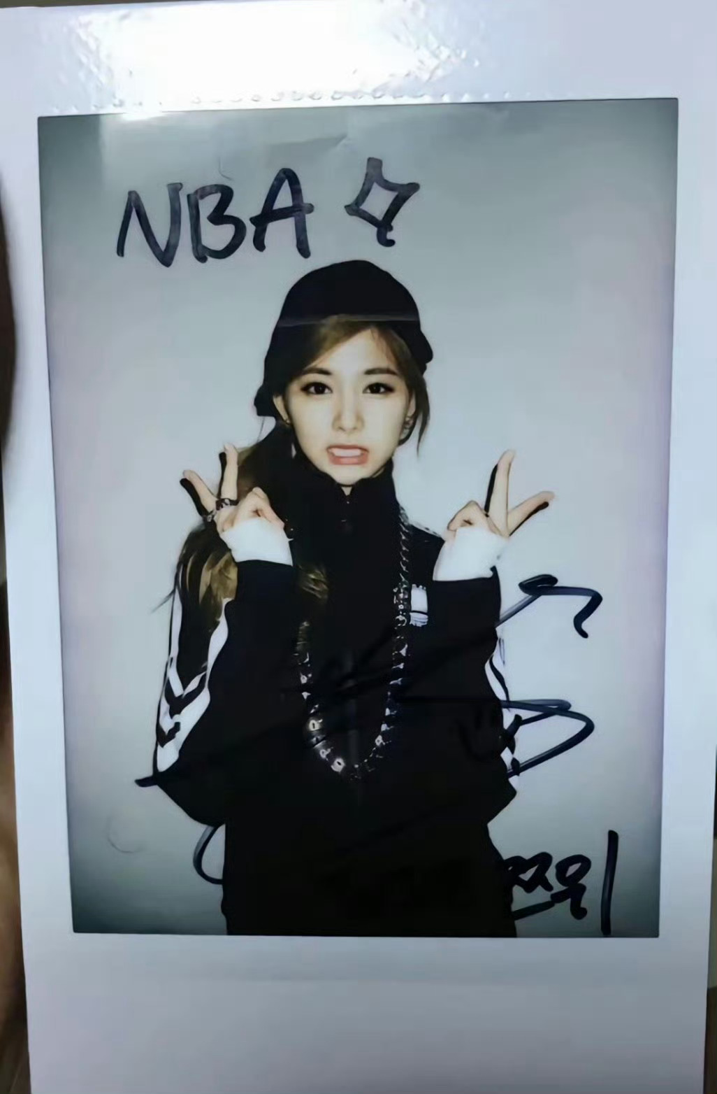 twice演唱会唱日不落 【周子瑜】成为你专属的欧巴～   cr·蜗耗油病 