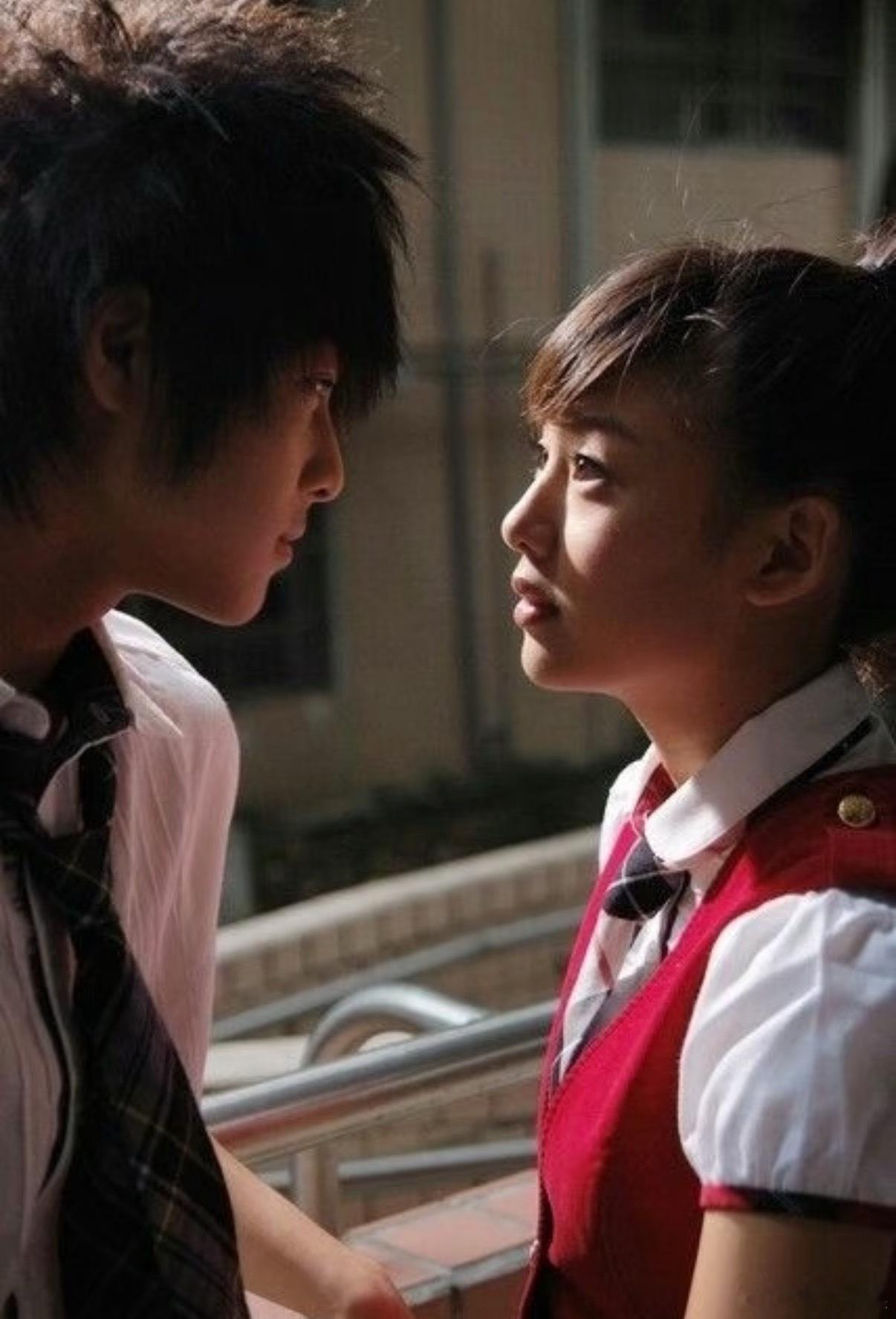 鬼鬼回应王子插足他人婚姻哎，碰到这种事情，谁还会主动去说自己和对方关系有多好有多