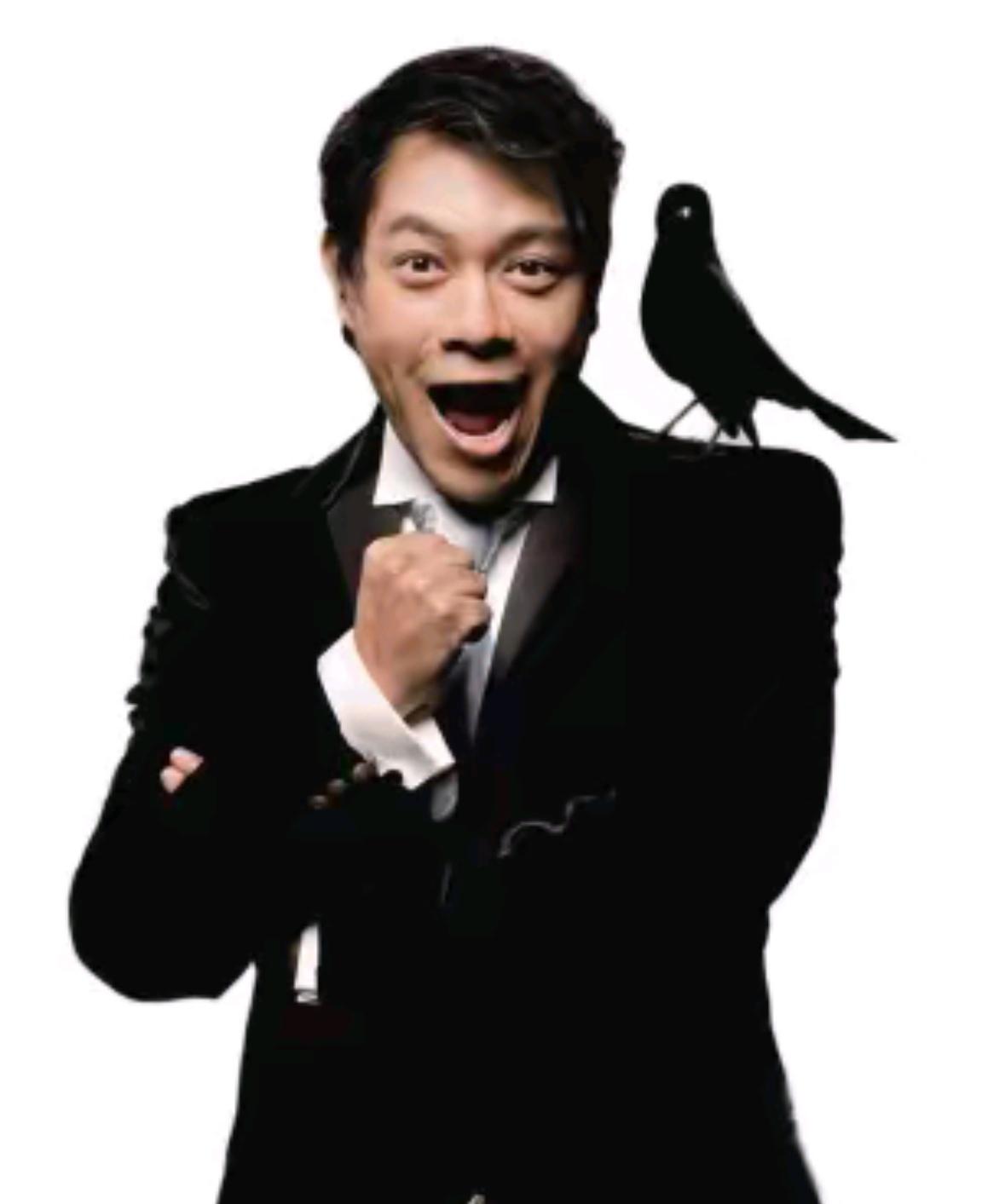 看来蔡康永已经习惯了拐弯抹角的说话方式，也就是所谓的说话艺术，但我听了几遍，他昔