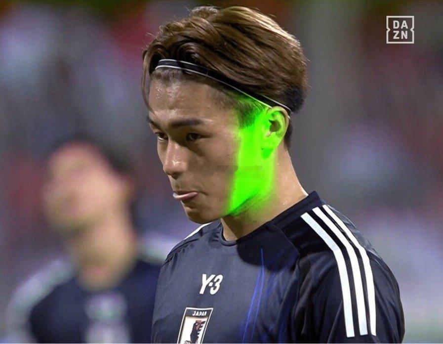 今天凌晨结束的世亚预C组次轮日本5-0大胜巴林的比赛中出现了不和谐的一幕。比赛中