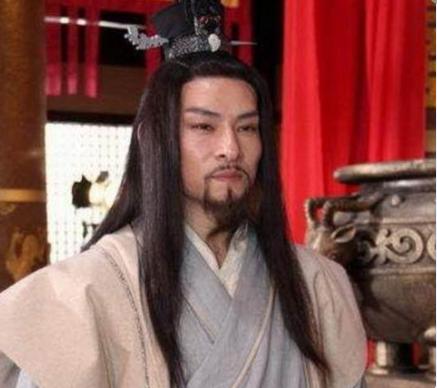 公元650年，徐茂公带孙子山上打猎，趁孙子进入密林深处时，他命人放火。众人震惊，