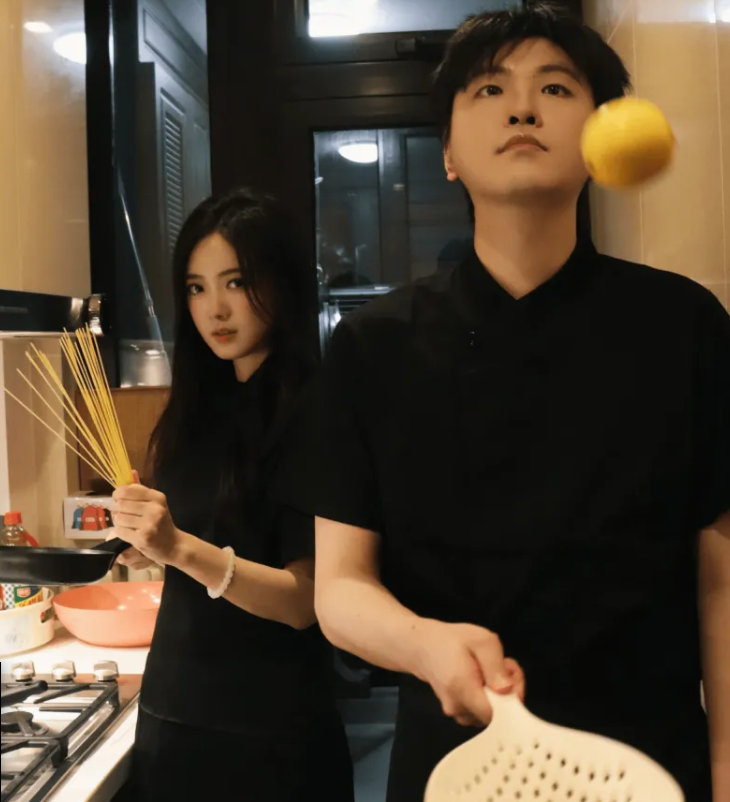 #王者荣耀# #KPL年总奖金七千万# #王者荣耀出征杯# 灵儿改造的对象终于到