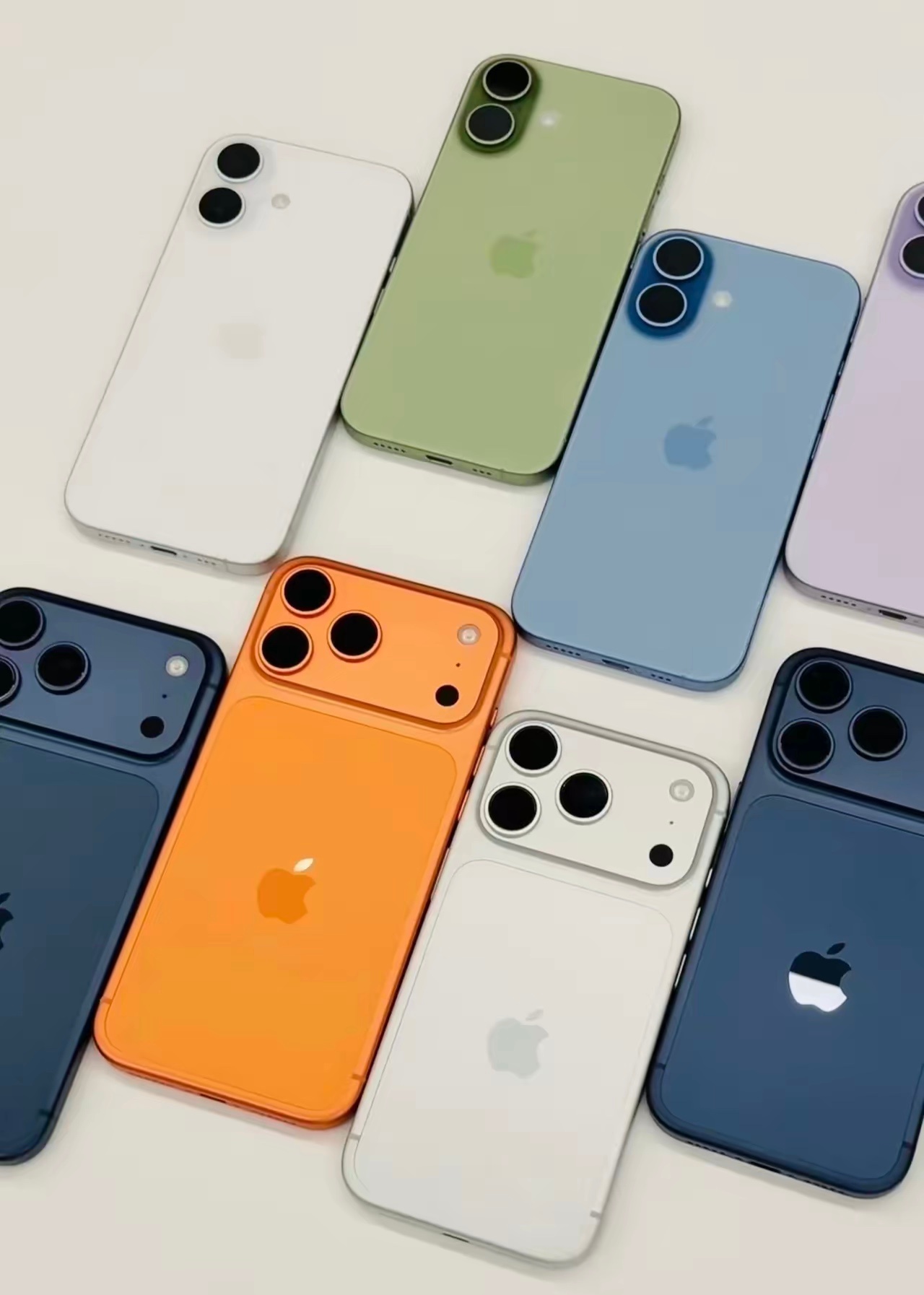 iPhone17或成史上最长寿苹果手机这个说法我不感苟同。现在手机更新换代太快了