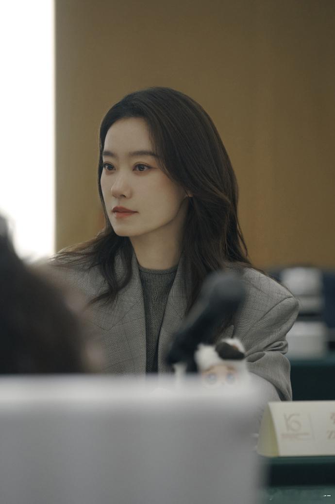 张小斐天坛奖评委首亮相 认真对待每一个角色，踏实走好每一步，如今站上评委席，是沉