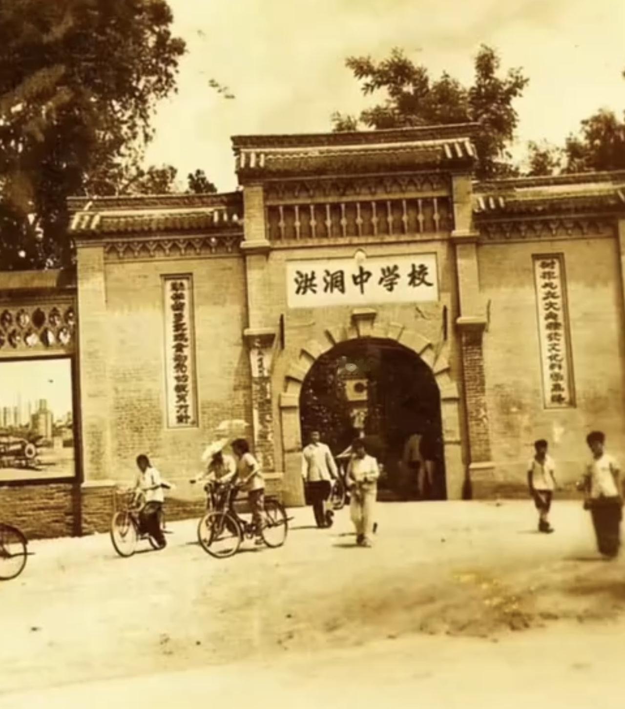 分享一张生活中的老照片最珍贵的照片老