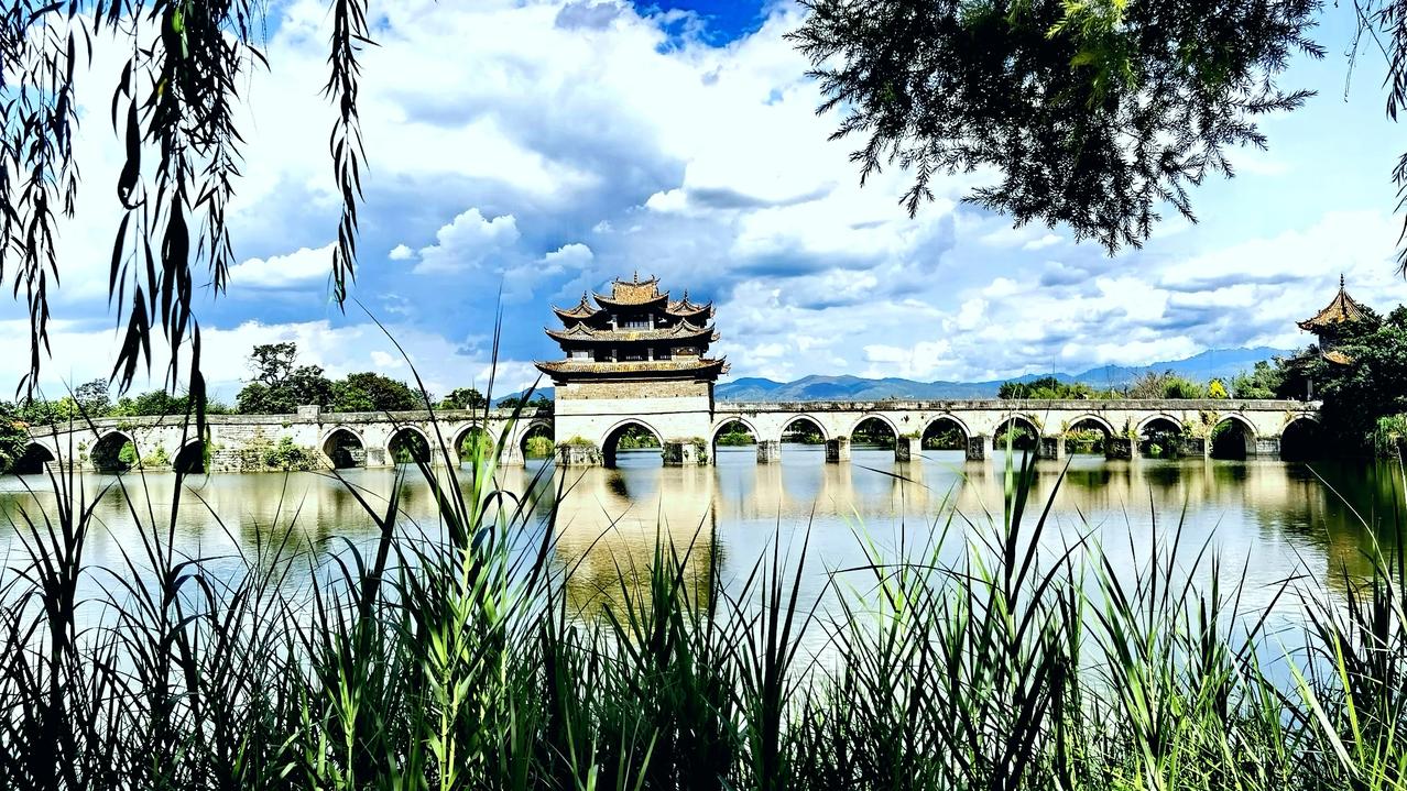 #晒晒旅途中的美景# #分享古城之美# #旅行.手机随拍#