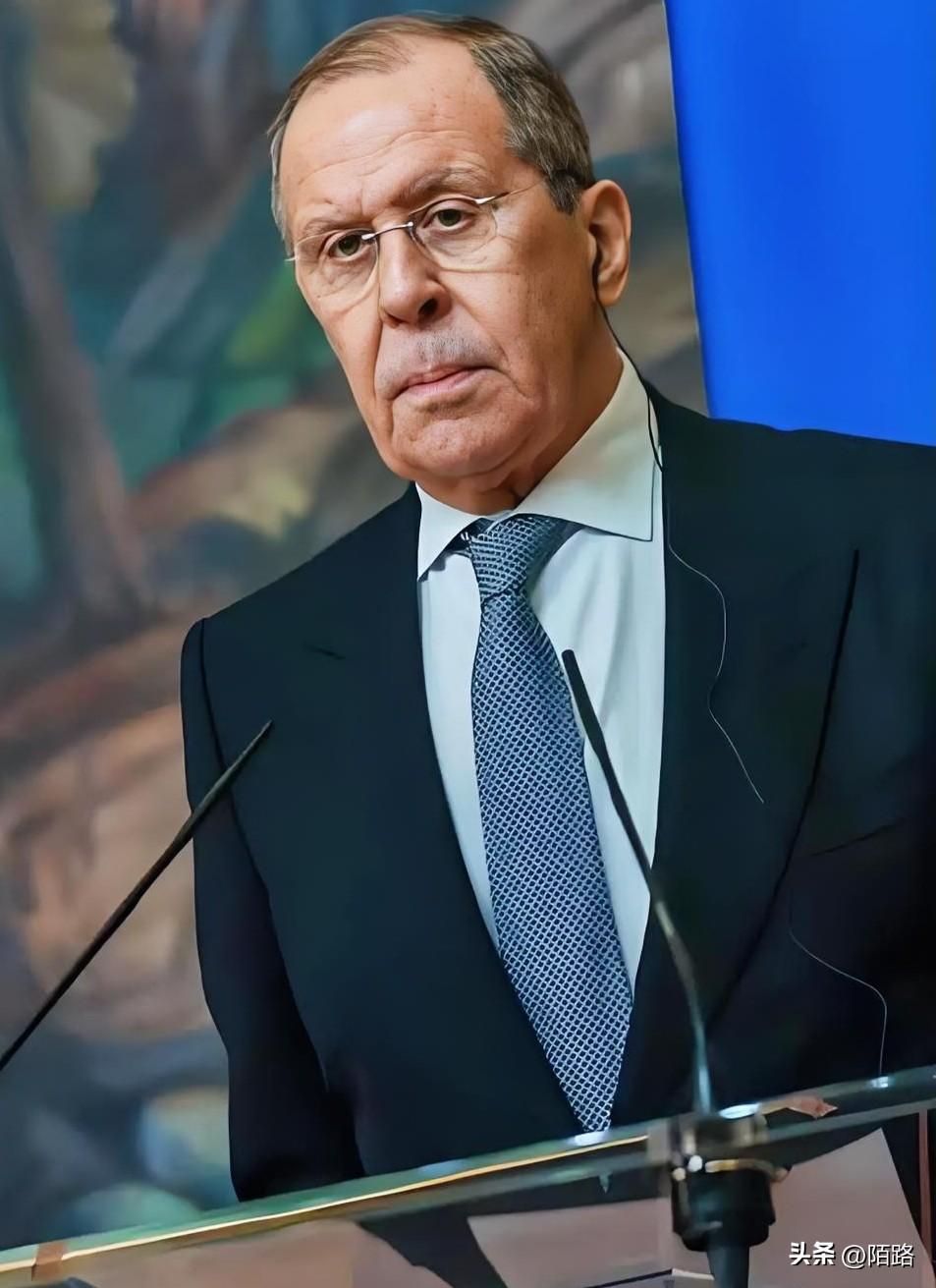 没人想到，这轮美伊掐架，最先扛不住的竟然不是以色列，也不是伊朗，而是那个常年“左