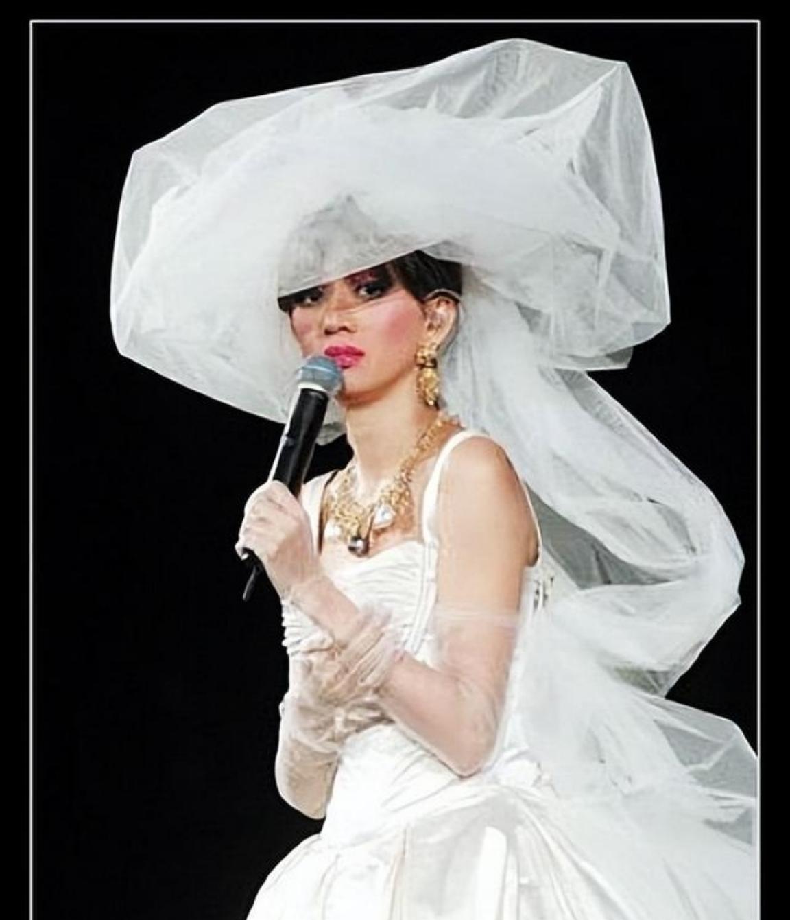 1992年，梅艳芳因为拒绝唱歌，被黄朗维打了一巴掌，没想到第二天，黄朗维就被人打