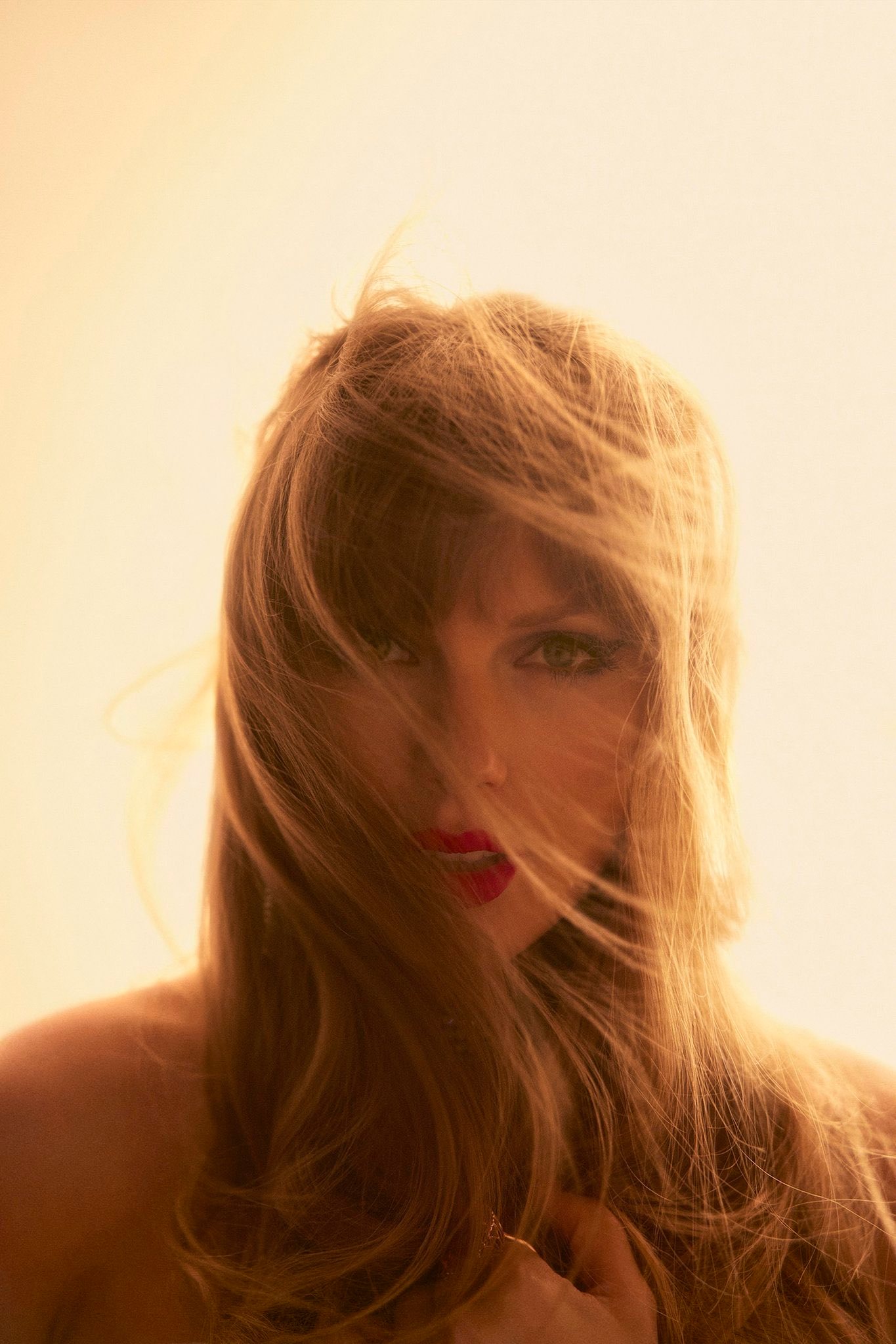 霉霉Taylor Swift团队再次下架了特朗普团队一条帖子中所用她歌曲的音频，