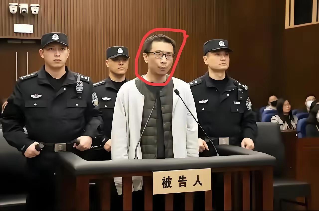 果然面相是不会骗人的，
不信你看许垚，说的真准！

两腮无肉神仙难斗，细看许垚，