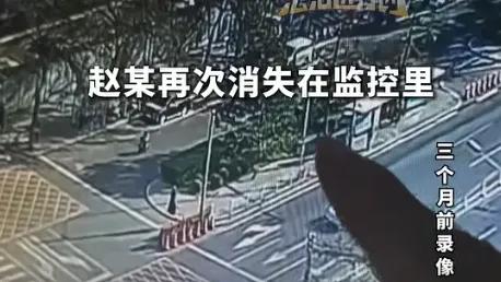 看到这个，我想起俩个事。一个是电影疯狂的石头喝假可乐中奖，四万。居然真的跑去北京
