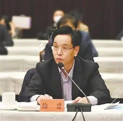 国家烟草专卖局原副局长被双开  瞎子害眼……唉！ 