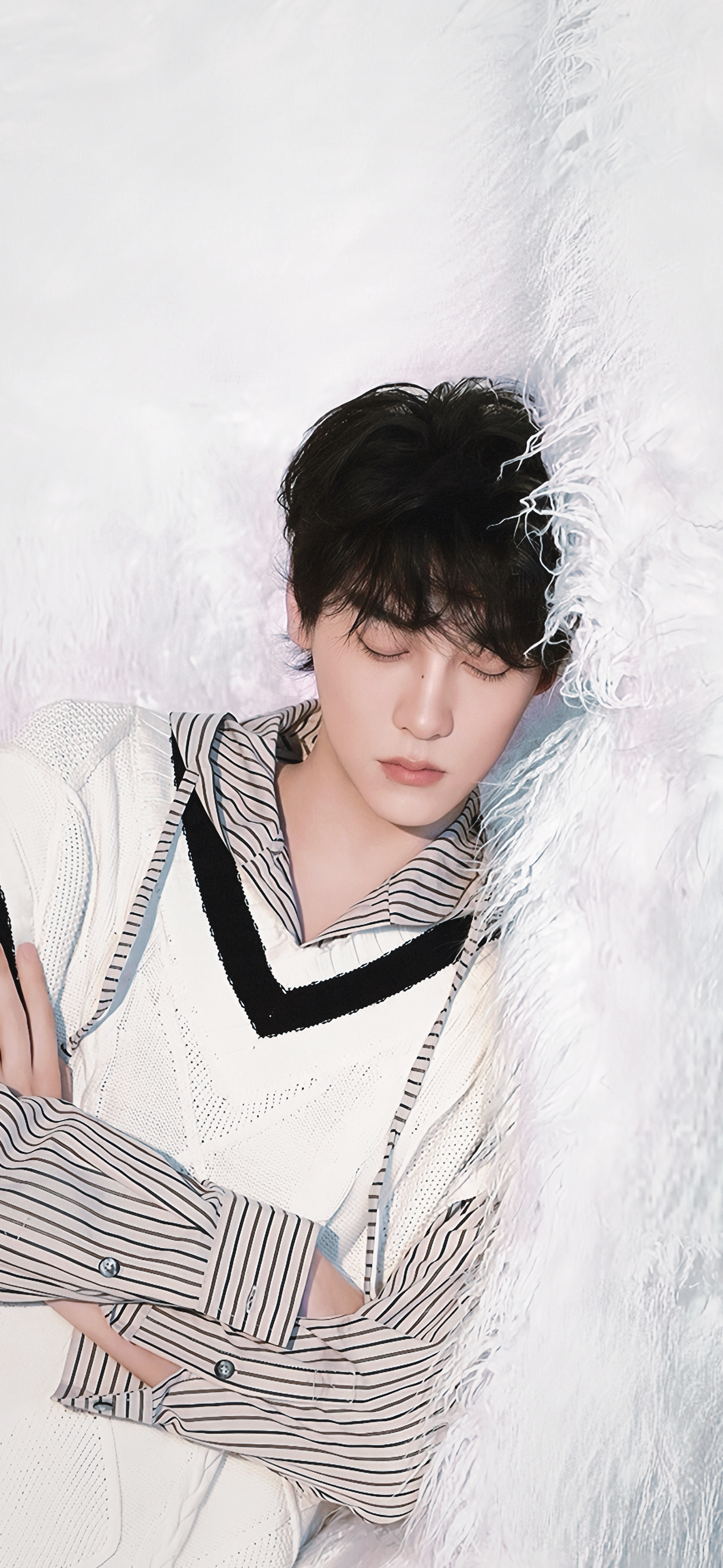 小v脸闭眼都这么漂亮！ 