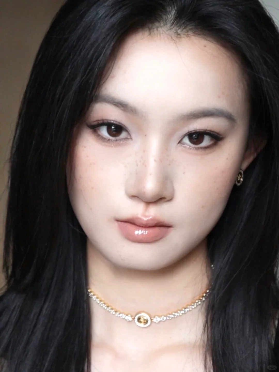 蛇系雀斑妆🐍突出骨相的野性美！