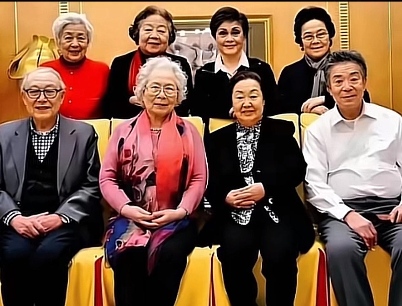这几位老前辈，都是是著名艺术家，我打赌，如果你认识三位以上，一定是高手中的高手
