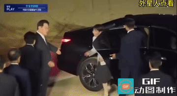 恰逢普京正式访华同一天，日本首相高市早苗火速出访韩国，摆明是想抱团制衡局势，在大