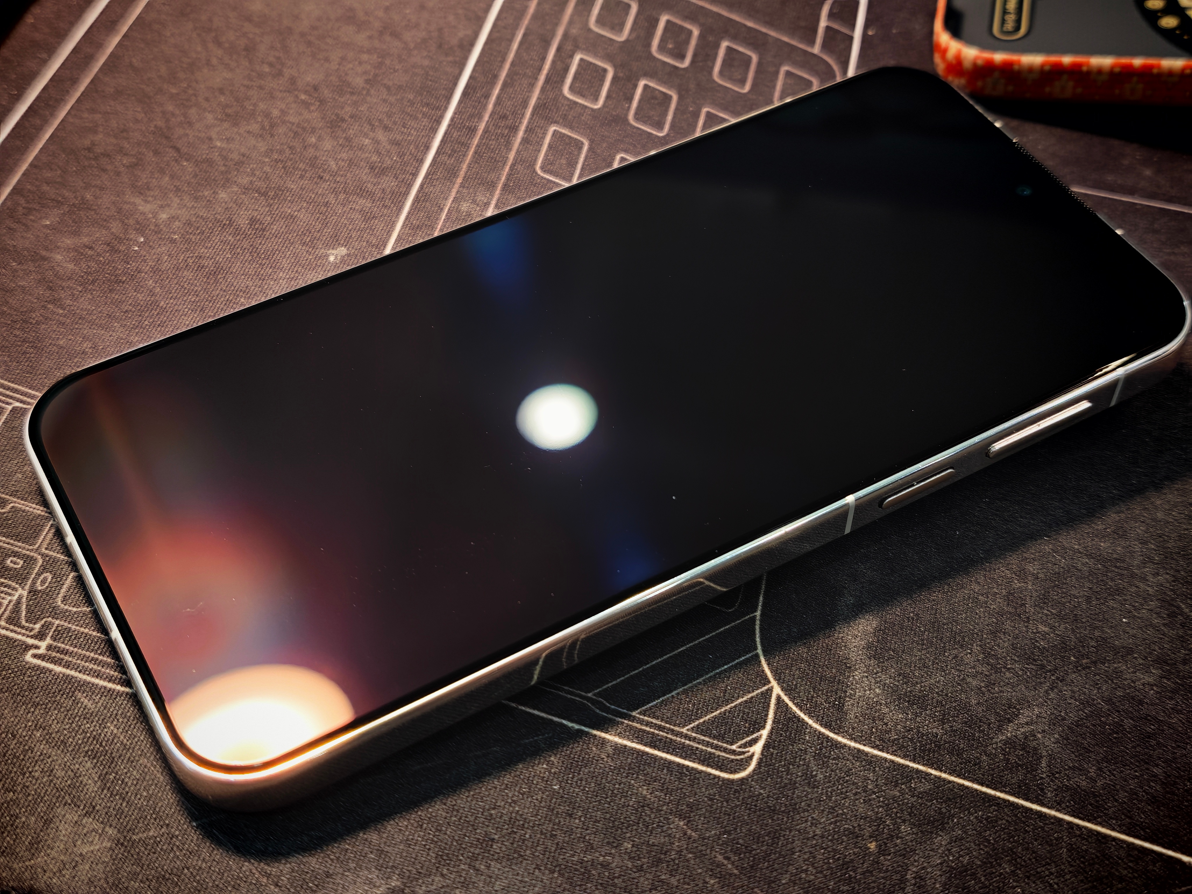 补膜时间，把OPPO Find X9 Ultra和华为Pura 90 Pro M
