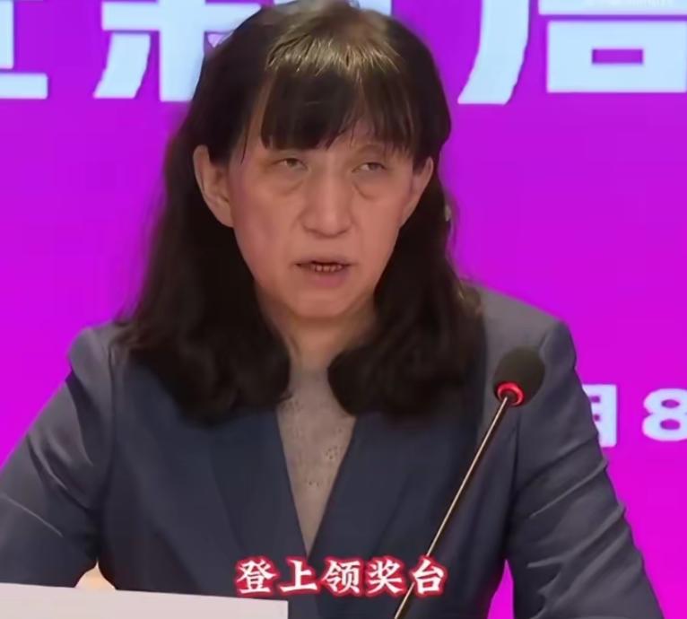 亚运会女排又将对阵菲律宾，阵容更年轻王媛媛还缺阵，朱婷身价世界第一却难进国家队；