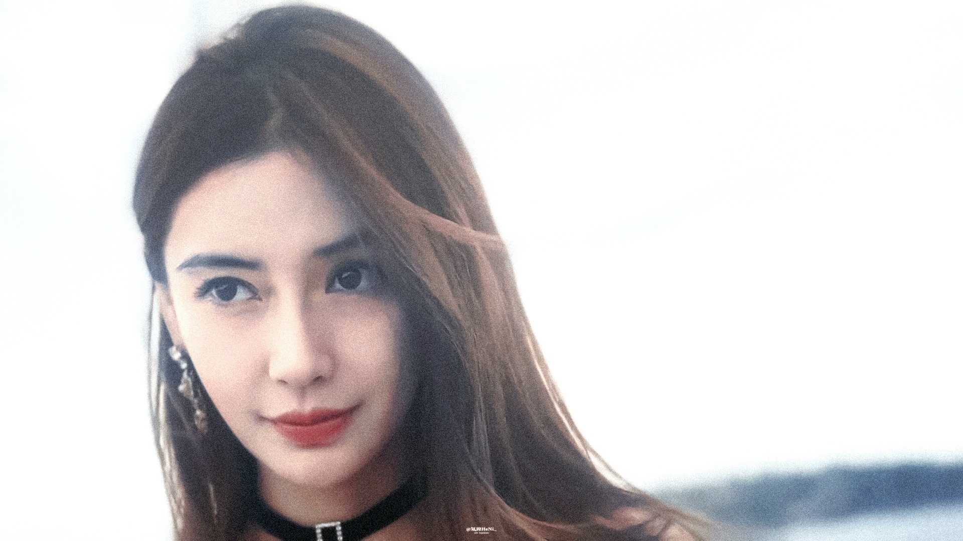 angelababy angelababy “我和你一起吹风 欣赏着我们独有的落