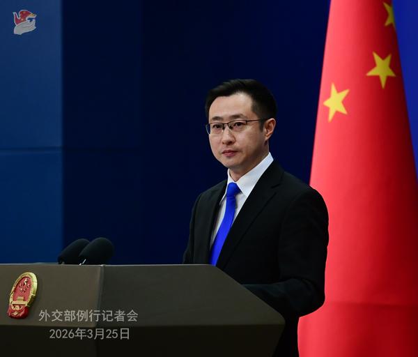 近日巴基斯坦以及土耳其、埃及表示愿在美国、以色列、伊朗之间充当调停方。巴基斯坦提