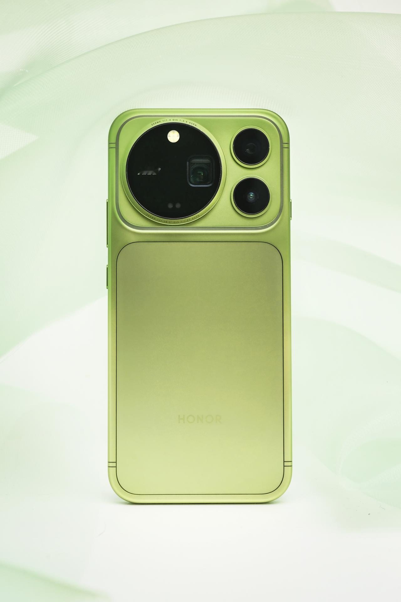 荣耀Magic9 Pro Max图赏，沉浸式感受一下外观吧！荣耀Magic9新配