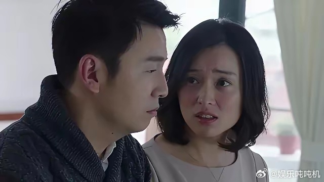 拍《我的前半生》时，导演安排吴越和雷佳音拍吻戏。然而，雷佳音仅用一句话就让导演放