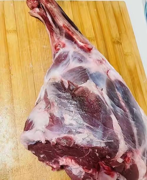 侄儿的“厚礼”，暖了我们的心窝

老公的乡下侄儿，去年怀揣着创业梦想来到城里开饭