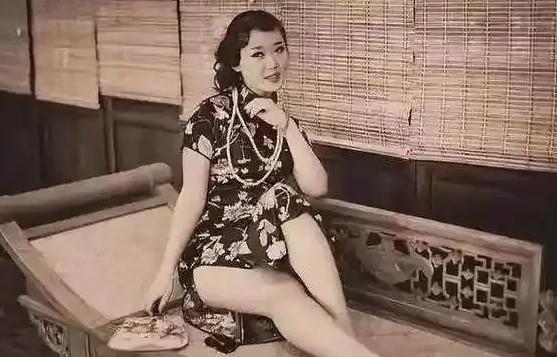 1918年，唐继尧让妻妾以打麻将的名义，将手下庾恩旸的妻子钱秀芳骗到家里。还没打