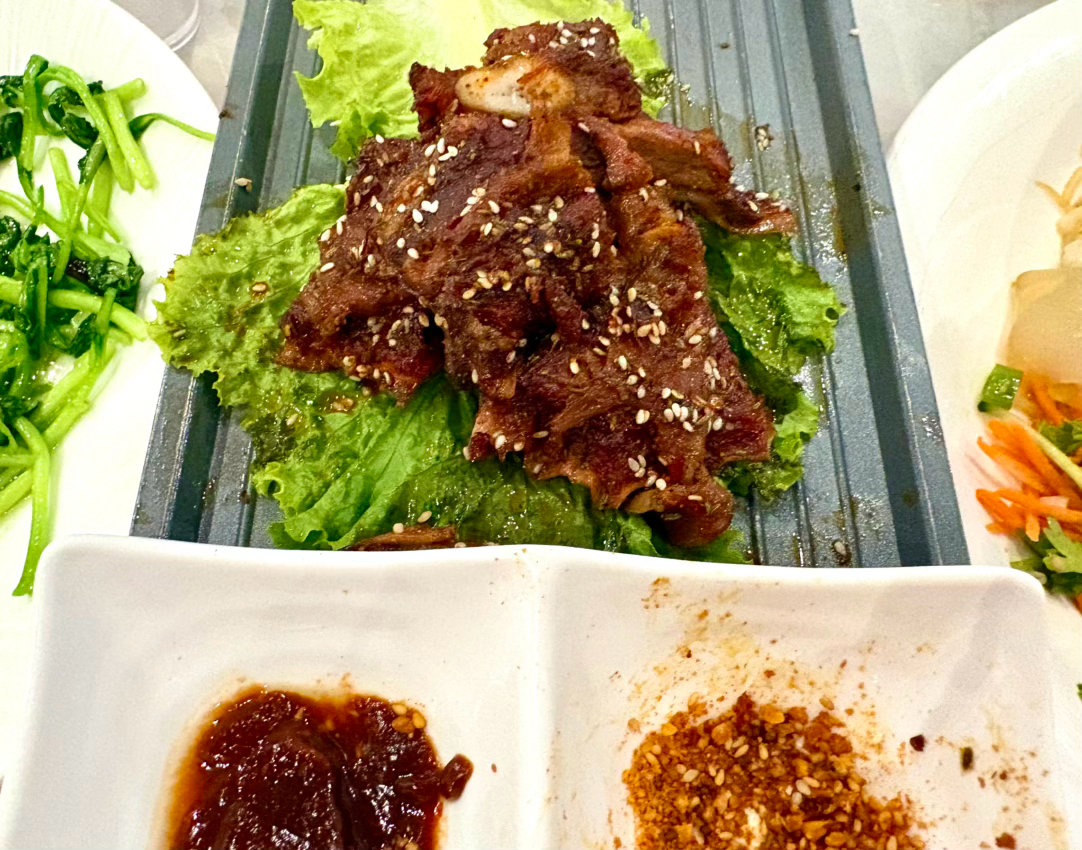今天吃蒙餐～咸口奶茶好好喝