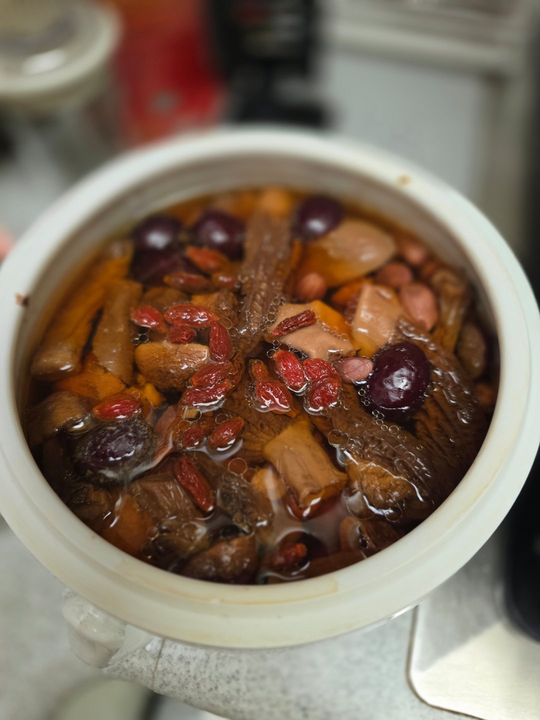 一覺睡醒我的湯也燉好了給自己補一補。 
