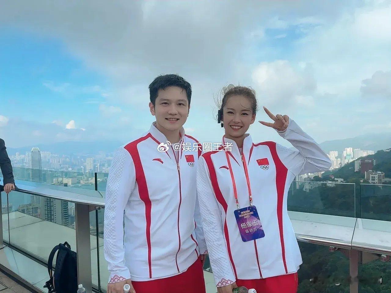 💰💰💰💰樊振东icon和杨家玉icon“合影留念”！我居然发现了2个有意