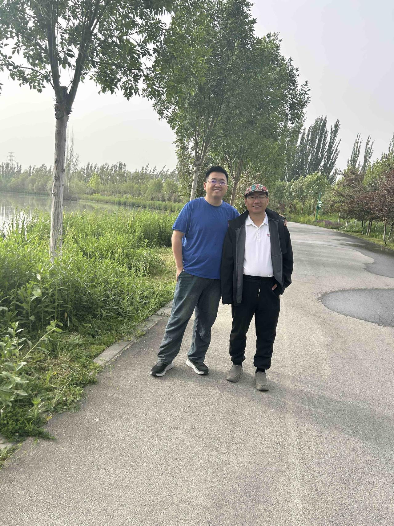 回北京了，比新疆还热
这一次，基本是南疆玩了一半，12天都不够
新疆太美、太大了