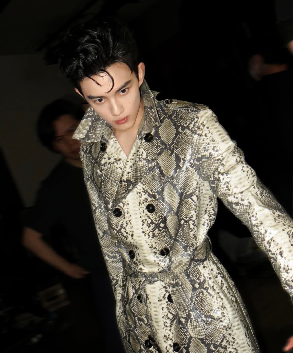 们老豆绝帅绝美…熟男少年感集一身的绝对天菜就这个吴磊老师… 