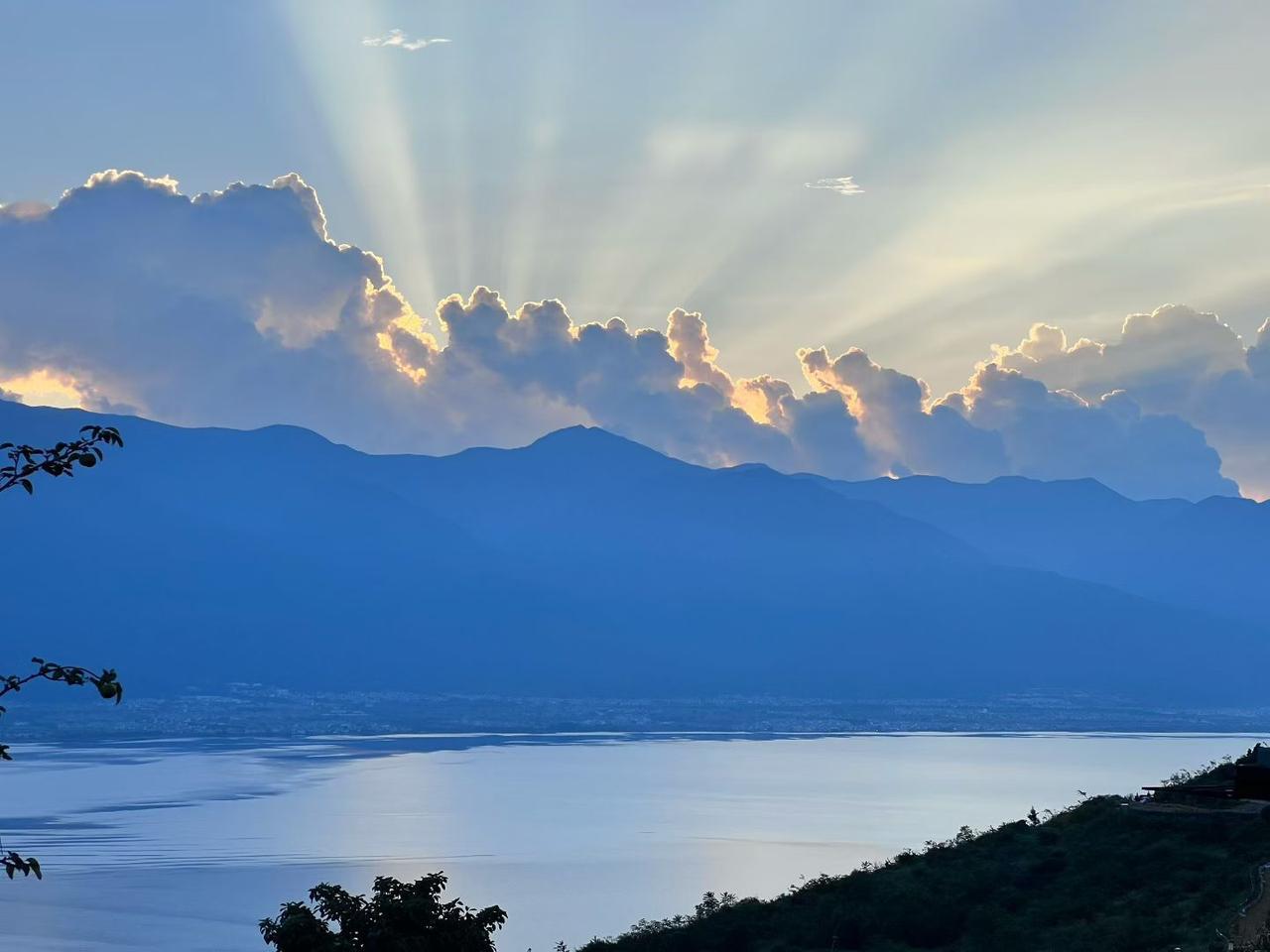 从海东看海西
风景纪实随手拍