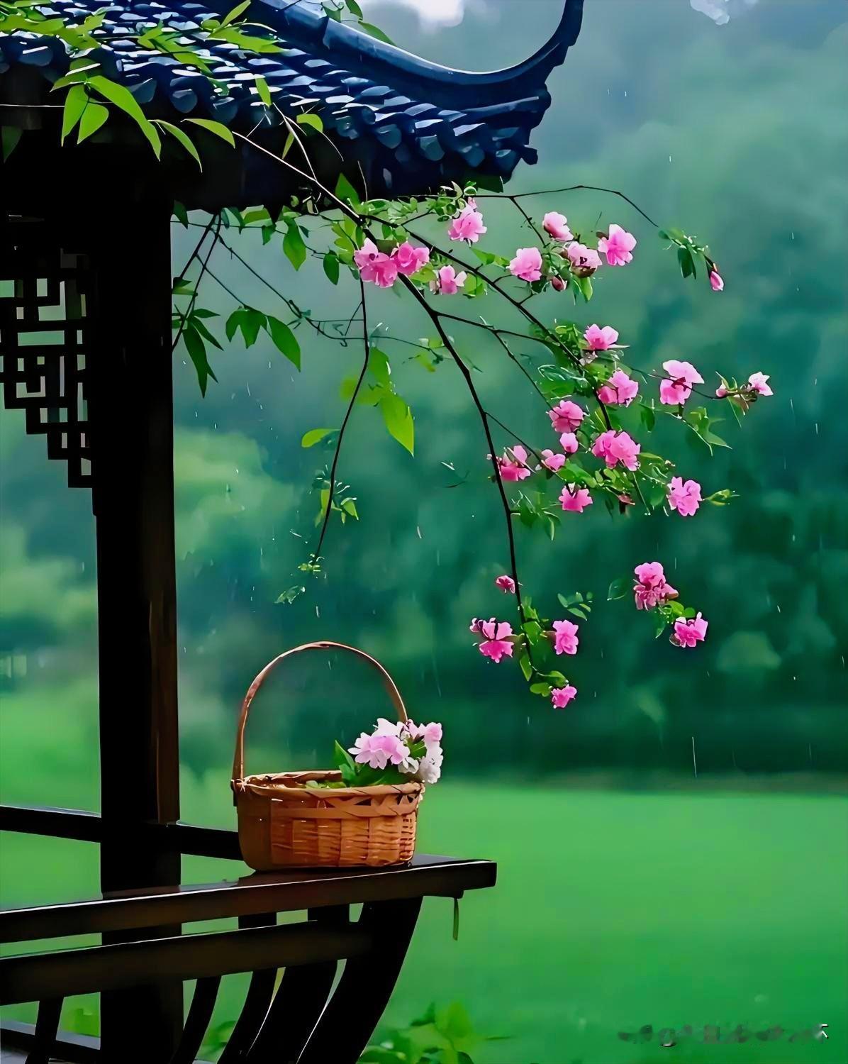 上联：坐看桃花三月雨
下联：有请雅士[玫瑰][玫瑰][玫瑰]
