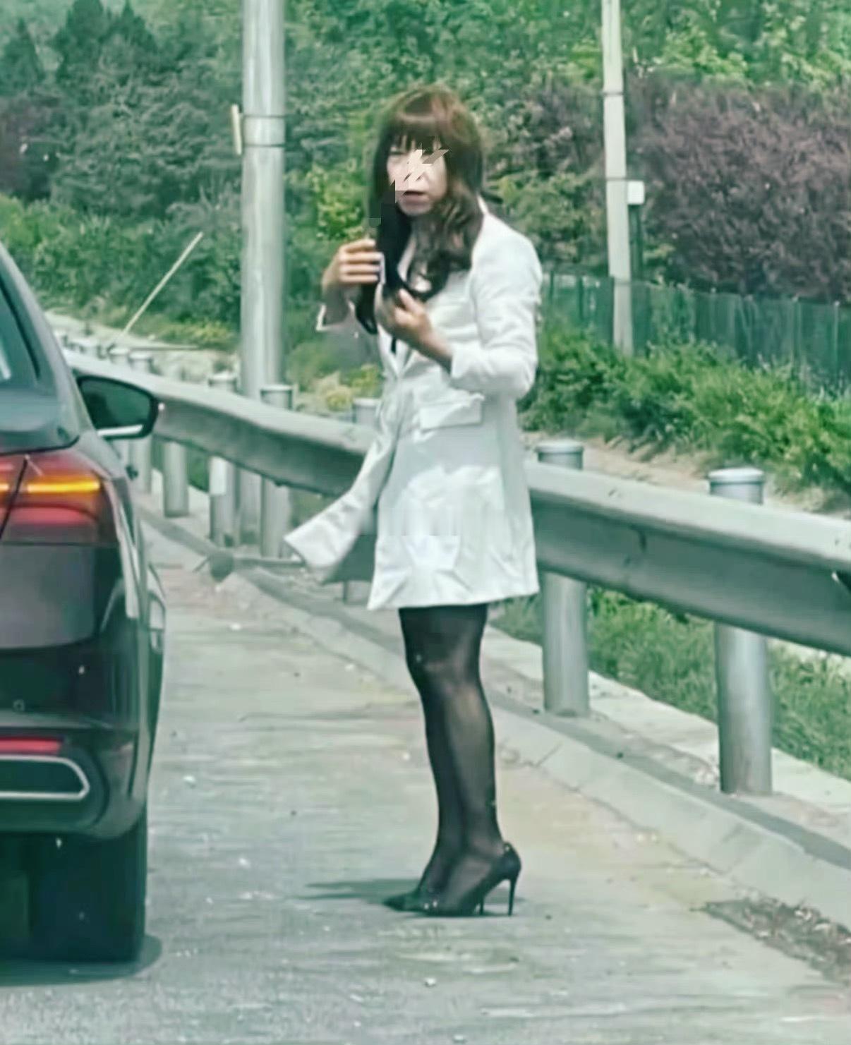 天下之大，无奇不有😱南京红老头系38岁男子 ​​​