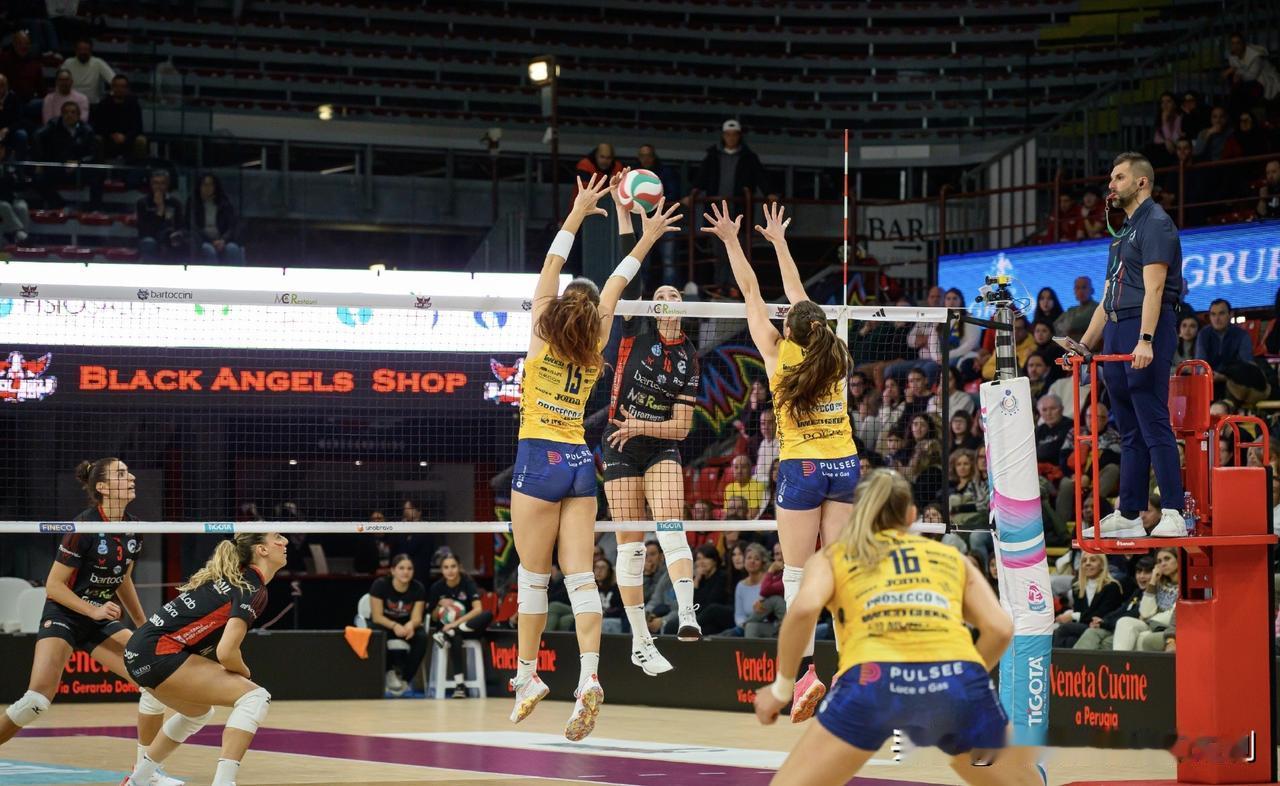 2025-2026赛季意大利🇮🇹女排联赛常规赛第十二轮(提前)，科内利亚诺3