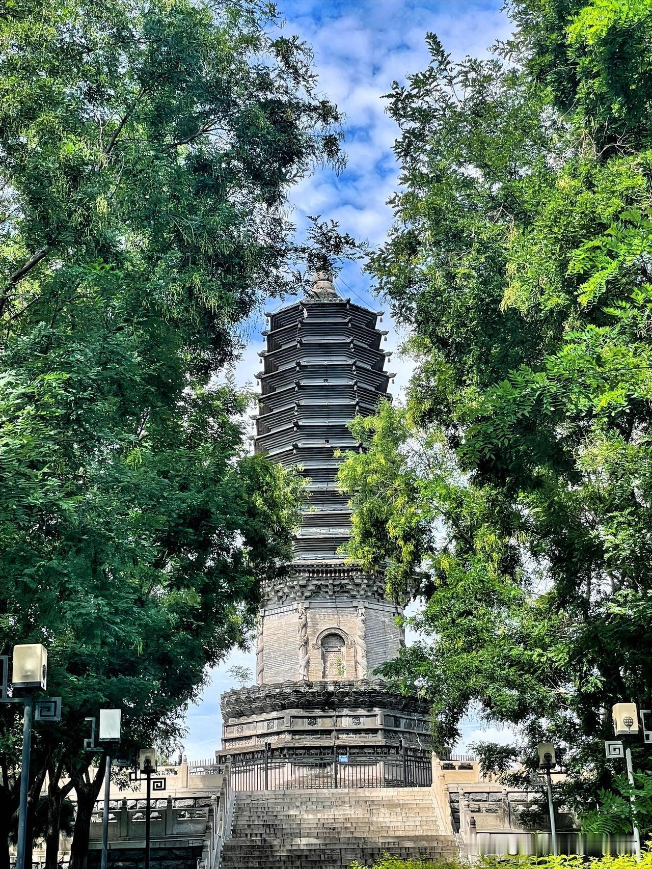 唐山天宫寺塔，外观个性帅气，文化内涵厚重。

我在河北省唐山市游玩的时候，最喜欢