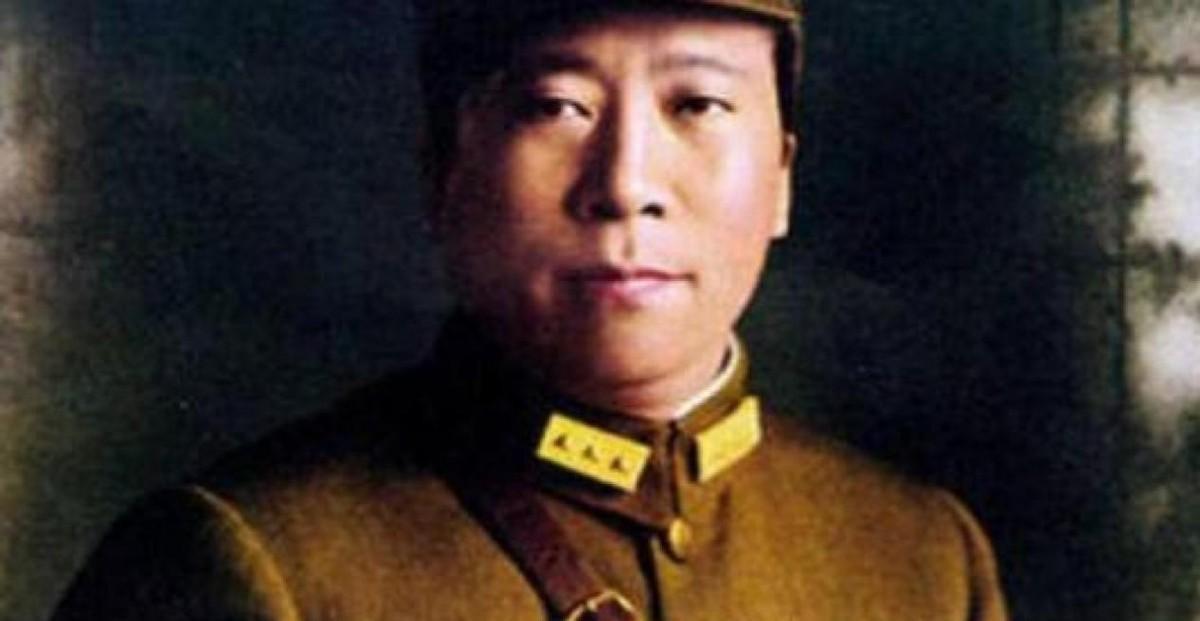 1949年，军统特务到公安局主动自首，为何公安局还邀请他留下来工作呢？
1948