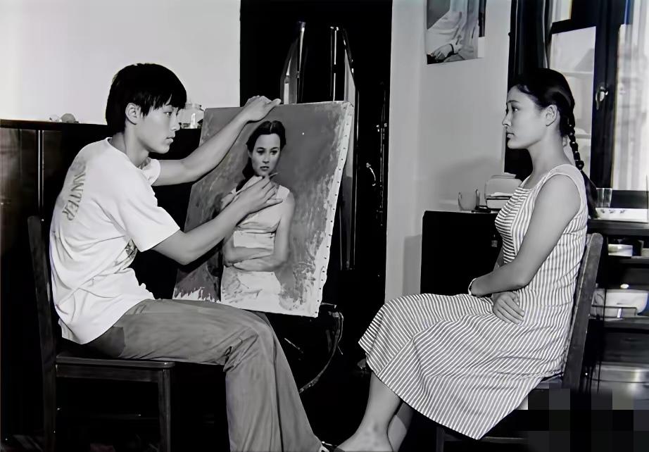 人人皆知影后陈冲，却鲜少有人了解她那低调的画家哥哥陈川。陈川1959年出生于上海